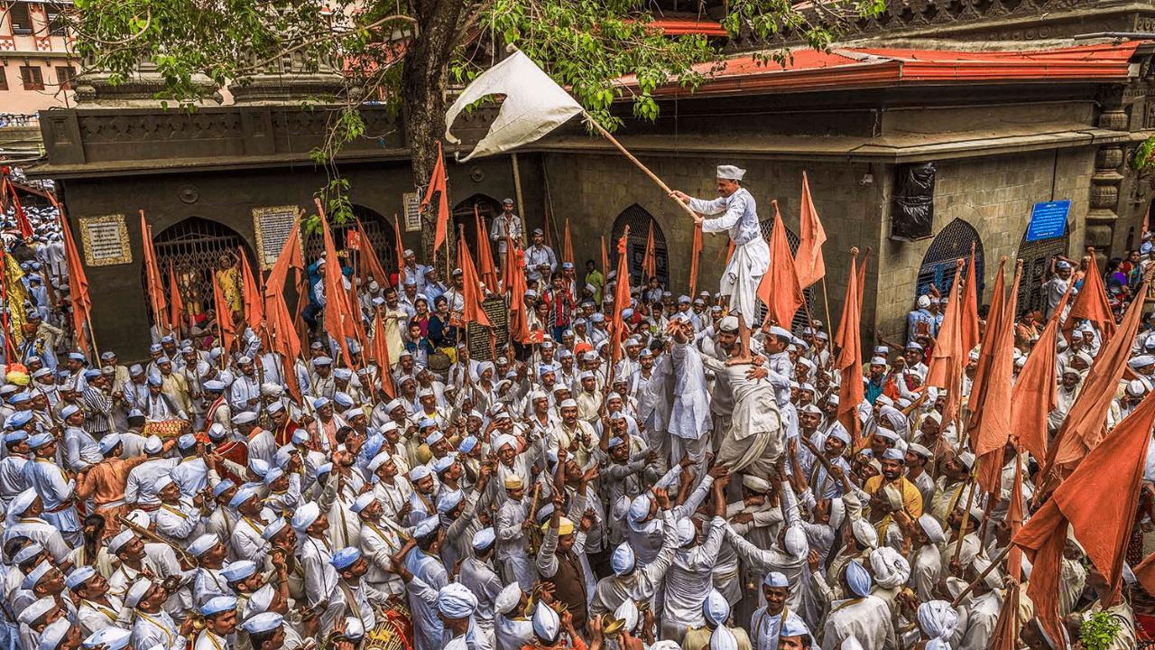 Warkari Community Celebrated Palkhi Festival in Maharashtra