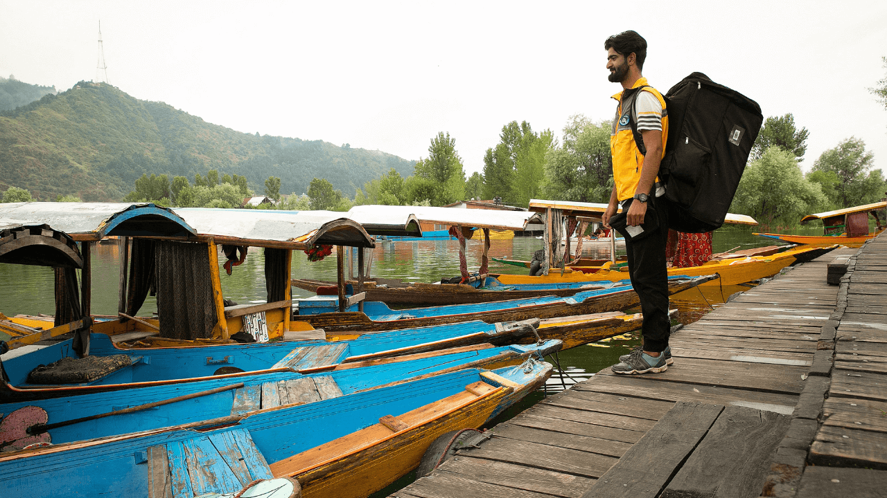 Amazon India Launches First-Ever Floating Store on Srinagar's Dal Lake